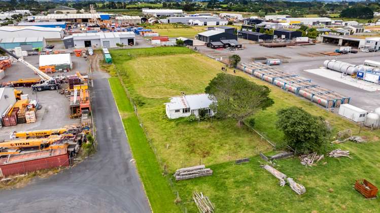 122 B and C Connett Road Bell Block_9