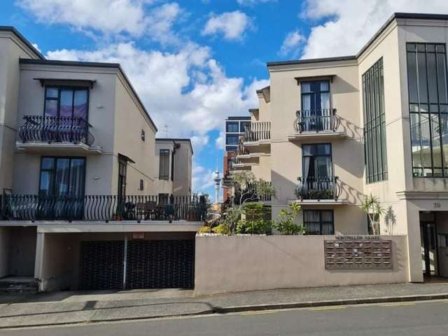 Top-Floor 1-Bedroom Apartment with Balcony