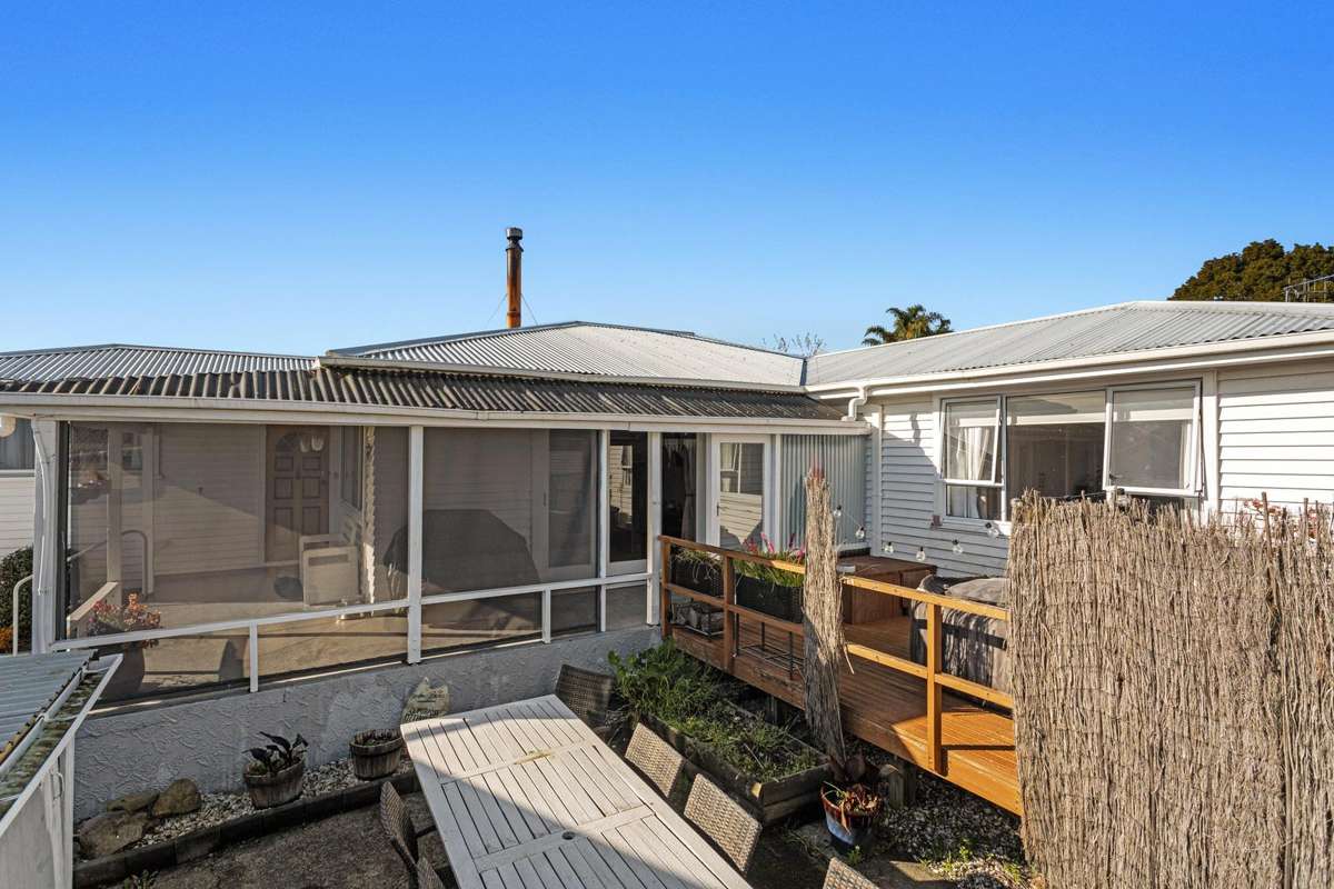 17 Tui Street_3
