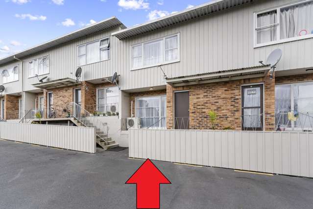 Private & Peaceful 2 Bed Retreat with Deck