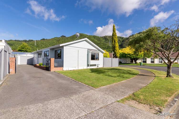 19 Turon Crescent Totara Park_19