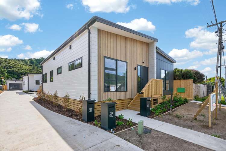 2/61 Westminster Road Wainuiomata_20