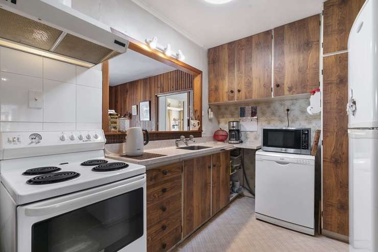 The three-bedroom property on Scotts Road, in Papatoetoe, sold under the hammer for <img.01m. Photo / Supplied