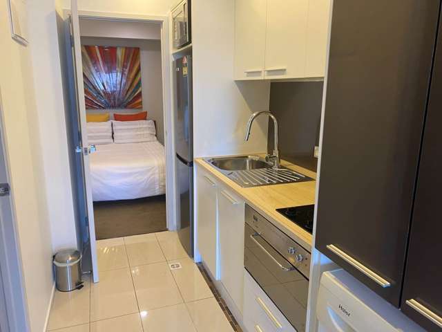303/17 Vogel Lane Auckland Central_4
