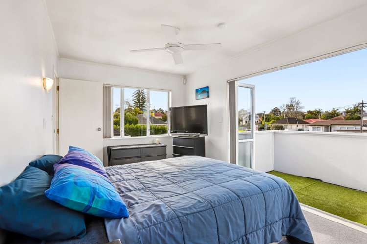 64 Titoki Street Te Atatu Peninsula_9