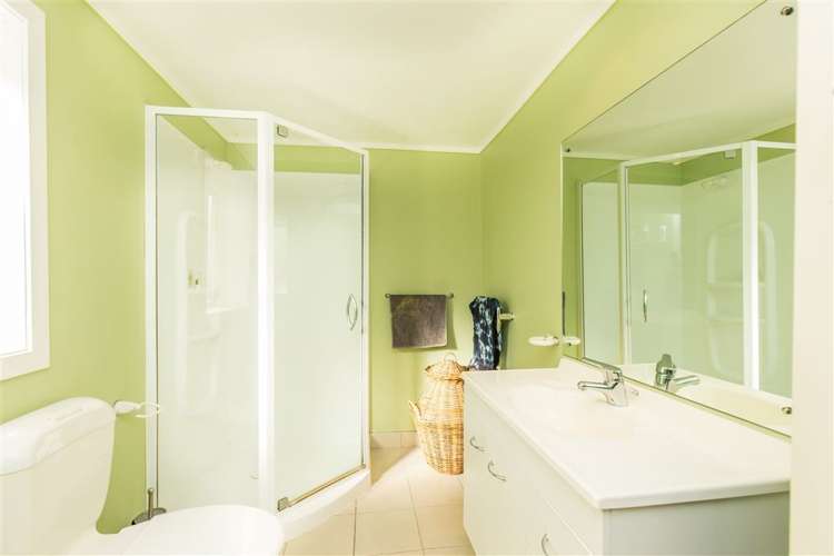 42 Tui Glen Road Birkenhead_17