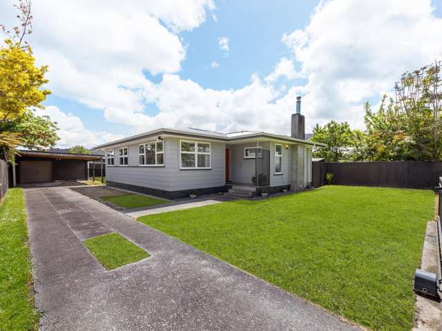 Renovated, double glazed, plus electric gate!