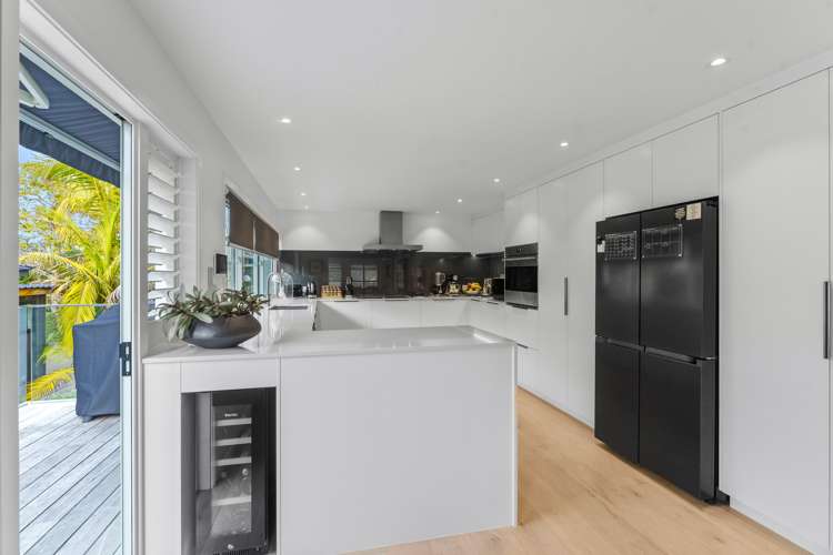 15 The Strand Takapuna_10