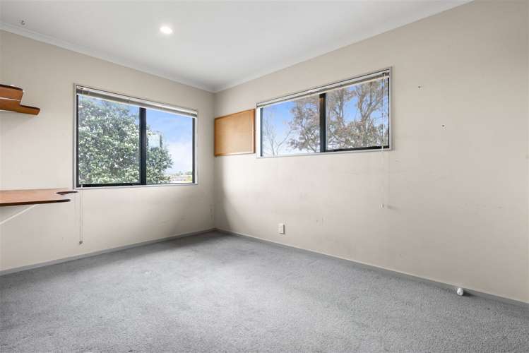 6 Brunswick Rise Mangere_15