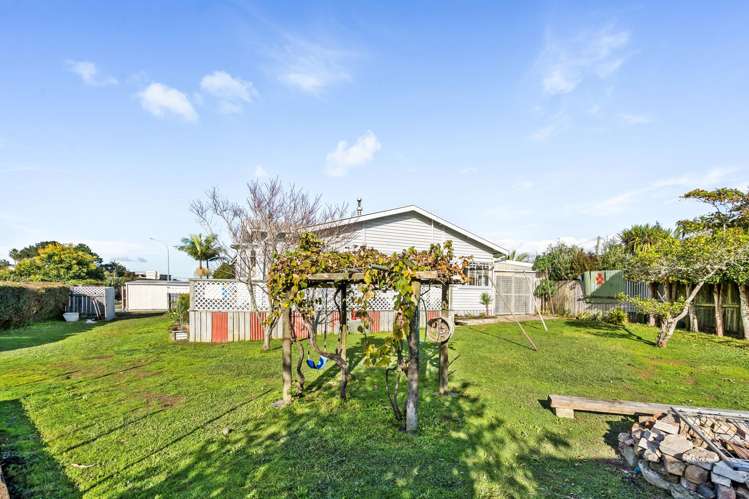 7 Whimp Avenue Onerahi_21