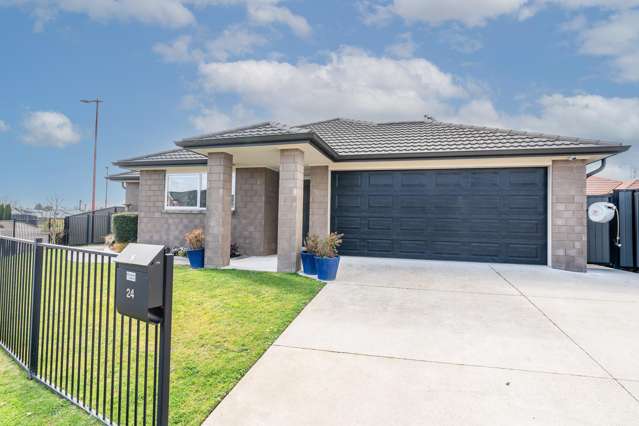 24 Stan Heather Drive Glenview_3