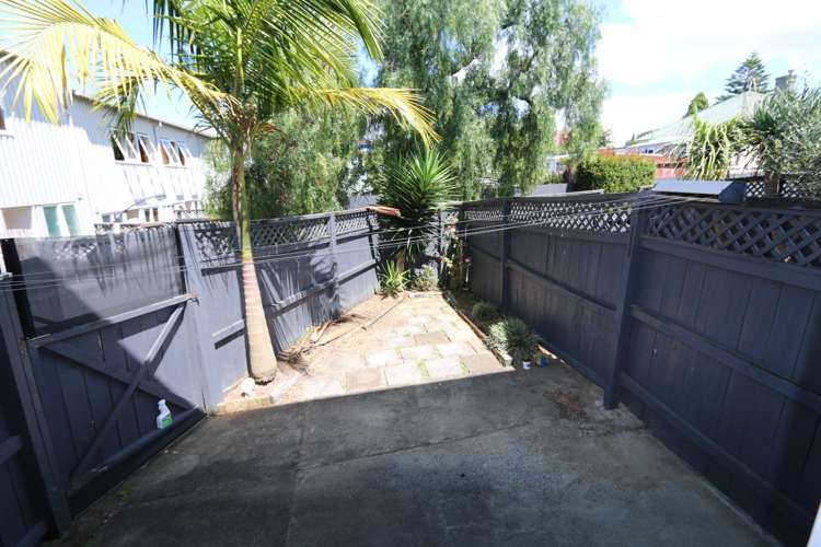 8/22 Spring Street Onehunga_9