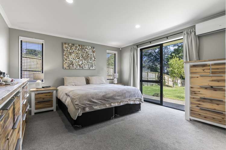 40 Shelter Drive Greenhithe_16