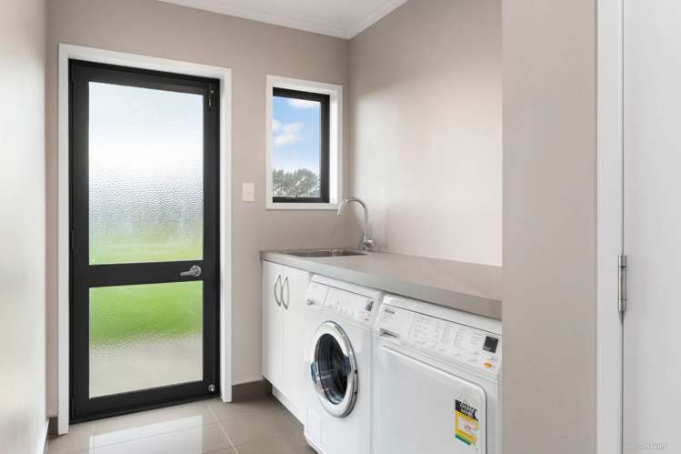 184 Grahams Beach Road Awhitu_18