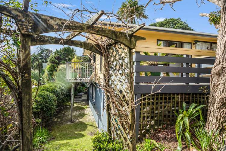 7 Kupe Road Coopers Beach_19