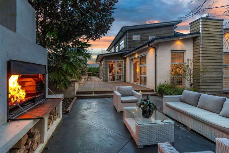 140 Hussey Road Northwood_28