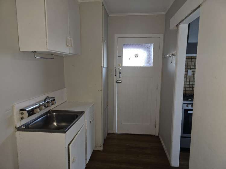 30 Terry Street Blockhouse Bay_15