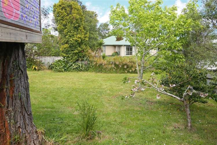 2/70 Mcleod Road Te Atatu South_16