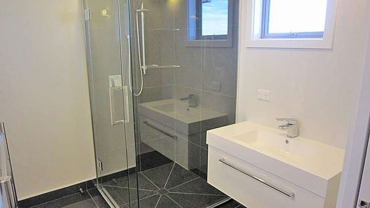 201 Le Cren Street Seaview_12