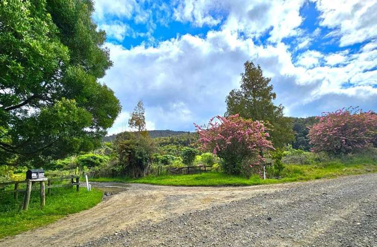 1216 Wekaweka Road Omapere_20