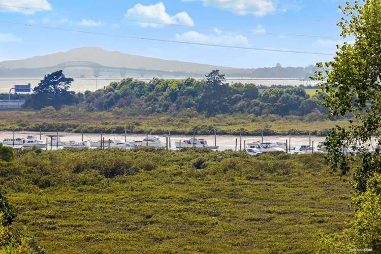 32 Lyndhurst Road Te Atatu South_4