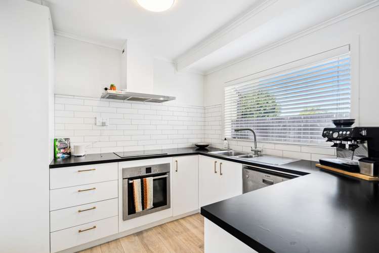 10 Pixie Place Pakuranga Heights_22