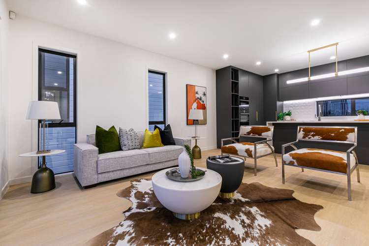 591 East Coast Road Browns Bay_12