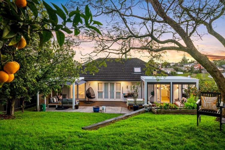 70 Selwyn Crescent Forrest Hill_1