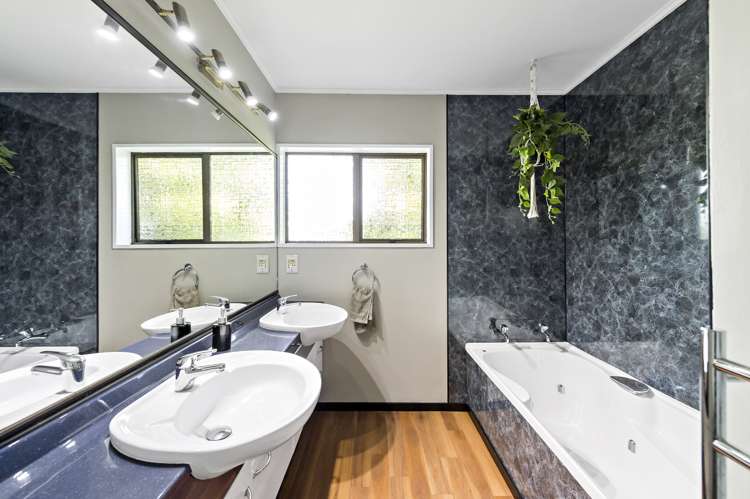 300 Horndon Street Darfield_17