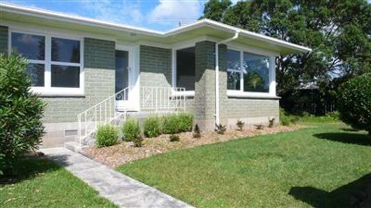 1/1 Waratah Street Birkenhead_0