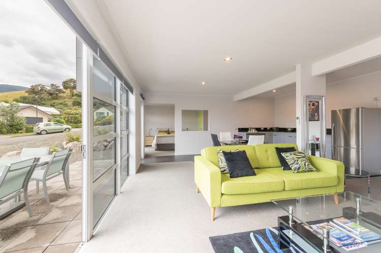 14 Ballard Drive Stoke_11