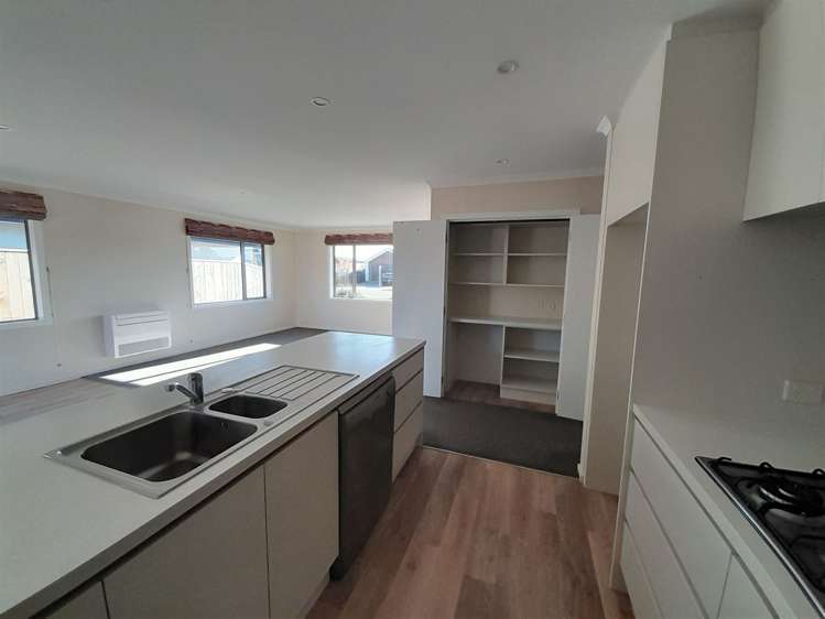 53 Berryfield Drive Richmond_15