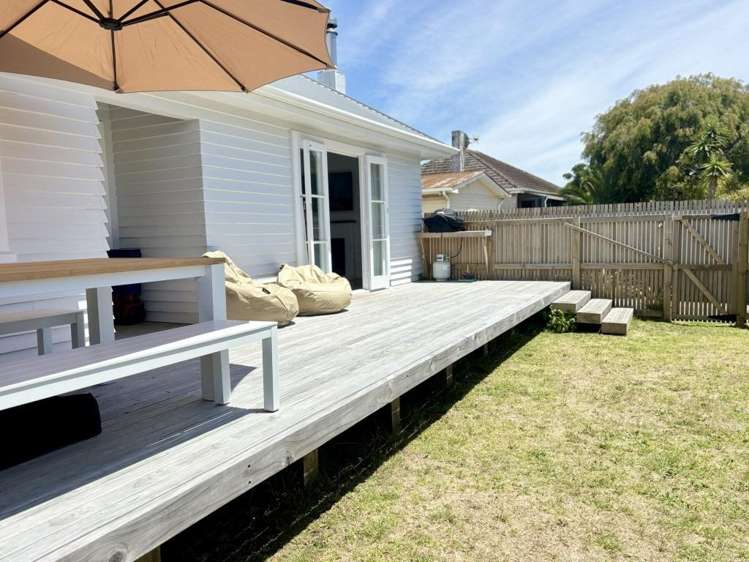 4A Valley Road 11229_13