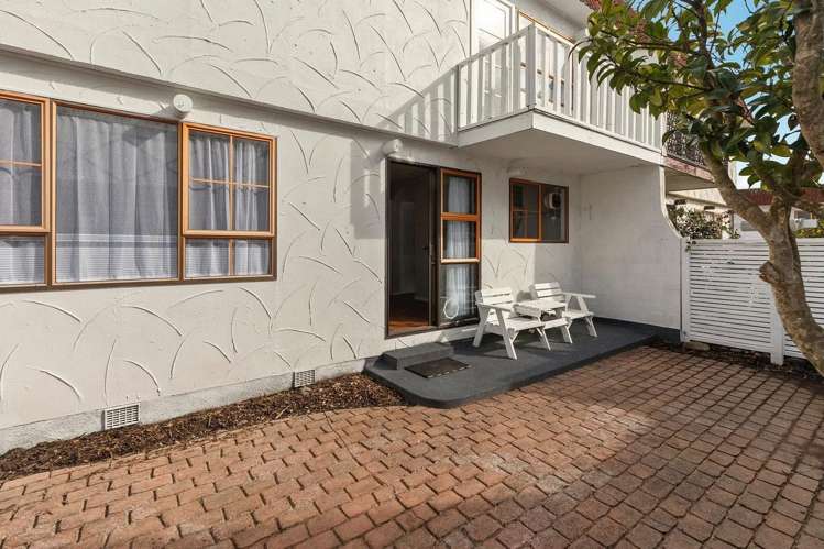 3/815 High Street Boulcott_2