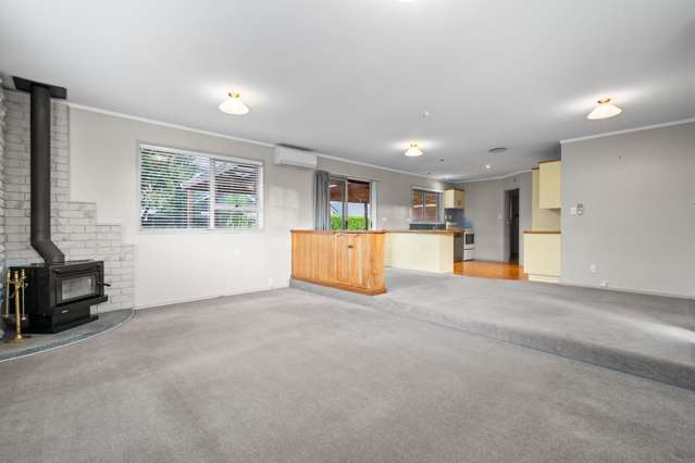 9 Housman Place 11373_4