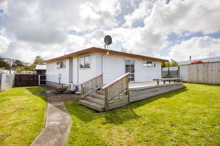 26 Ferndale Place Feilding_9