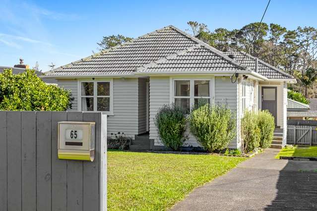 Fully Renovated Gem - 400m2 FREEHOLD