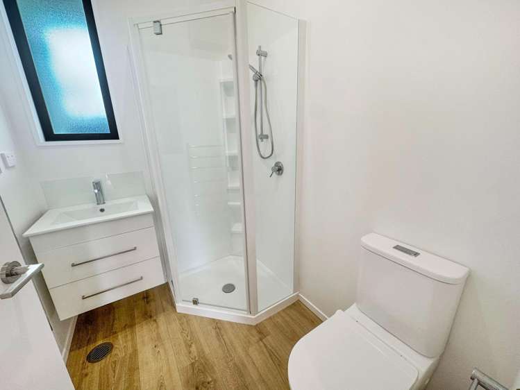 1/425 Hereford St Linwood_7