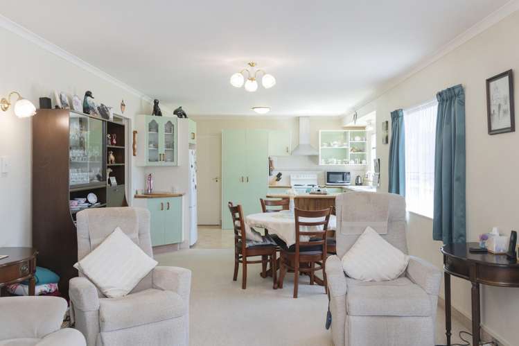 1/690 Gladstone Road_5