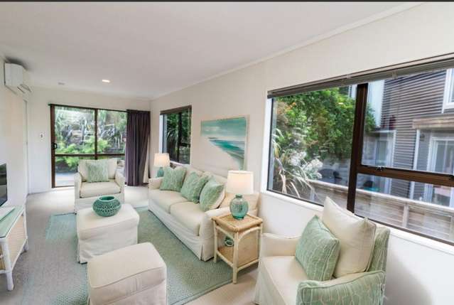 4/238 The Esplanade Island Bay_1