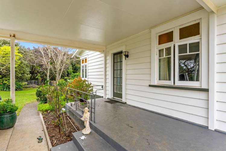 264 Glenbrook Beach Road Glenbrook_26