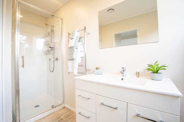 15b Lenox Grove Johnsonville_10