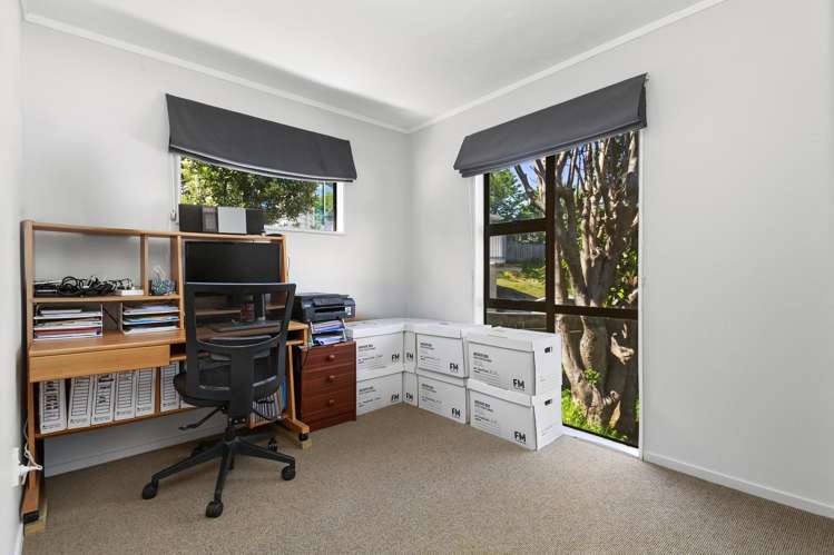 9A Kowhai Street Tawa_11
