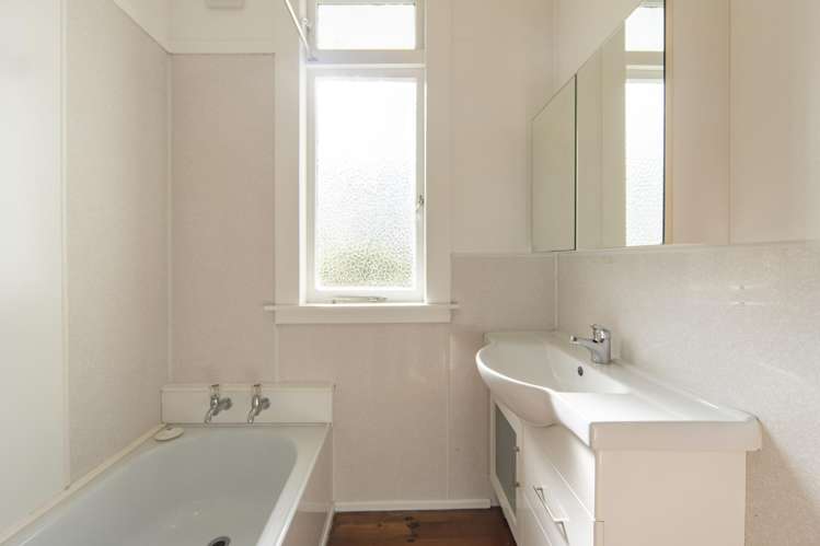 84 Nixon Street Hamilton East_10