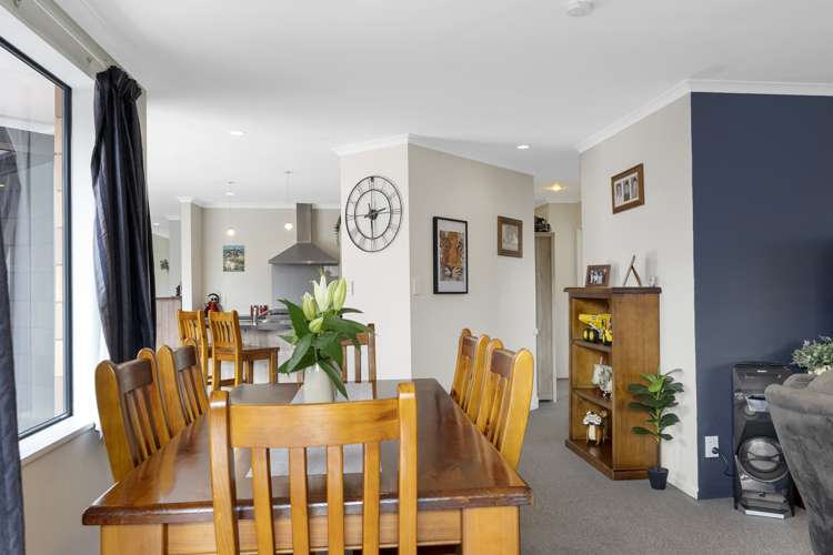 17 Vorbach Place Renwick_1