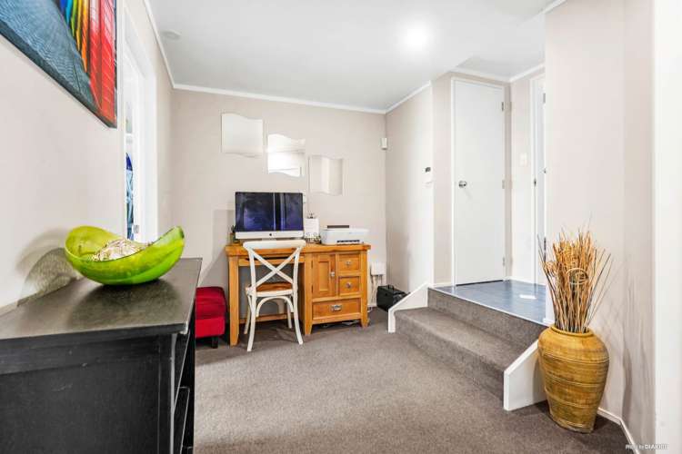 2/19 Churchill Road Cockle Bay_17