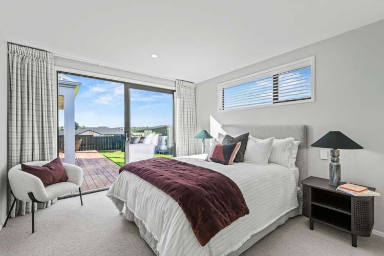 42 Opouatu Avenue Glenbrook_16