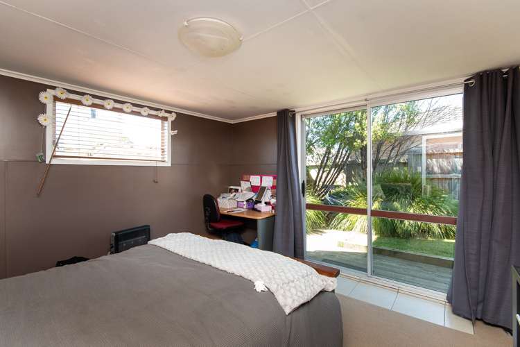 26 Surrey Street Taradale_12