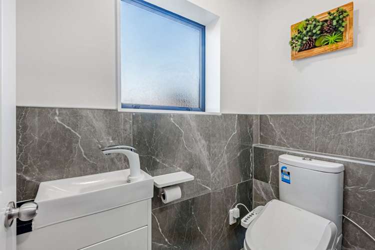 11 Buncrana Place Pinehill_19