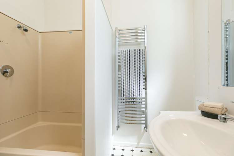 11 Maarama Crescent Aro Valley_16